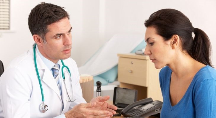 Bạn cần nghe theo chỉ thị của bác sĩ trước khi thực hiện đo đường huyết tại nhà