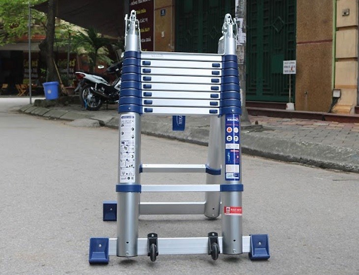 Thang nhôm rút đôi 8 x 2 bậc Nikawa NK-50AI-PRI có thể tùy chỉnh độ cao linh hoạt với kiểu dạng thang khác nhau, thuận tiện cho việc sử dụng