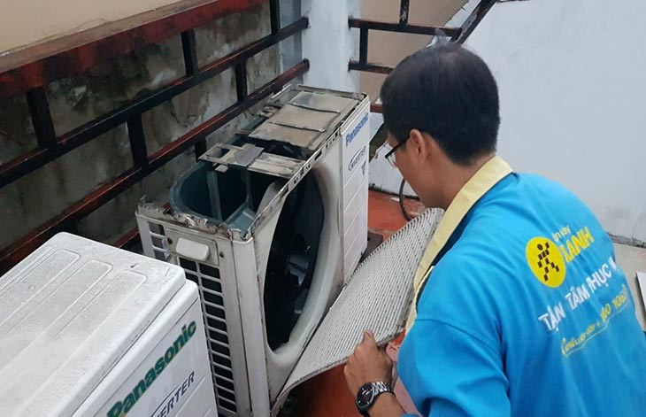Lỗi F93 của điều hòa Panasonic là lỗi phức tạp, cần nhờ sự giúp đỡ của nhân viên kỹ thuật Lỗi F93 của điều hòa Panasonic là lỗi phức tạp, cần nhờ sự giúp đỡ của nhân viên kỹ thuật
