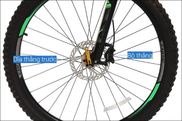Hệ thống phanh đĩa trên xe đạp địa hình MTB Exotic 2612 STR 27.5 inch giúp đảm bảo an toàn cho người lái