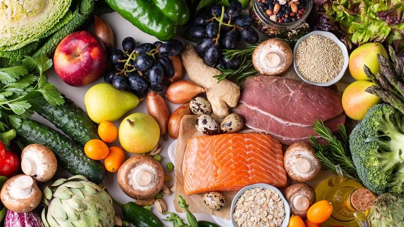 Một chế độ ăn phù hợp giúp người đang điều trị viêm loét đại tràng phục hồi nhanh hơn.