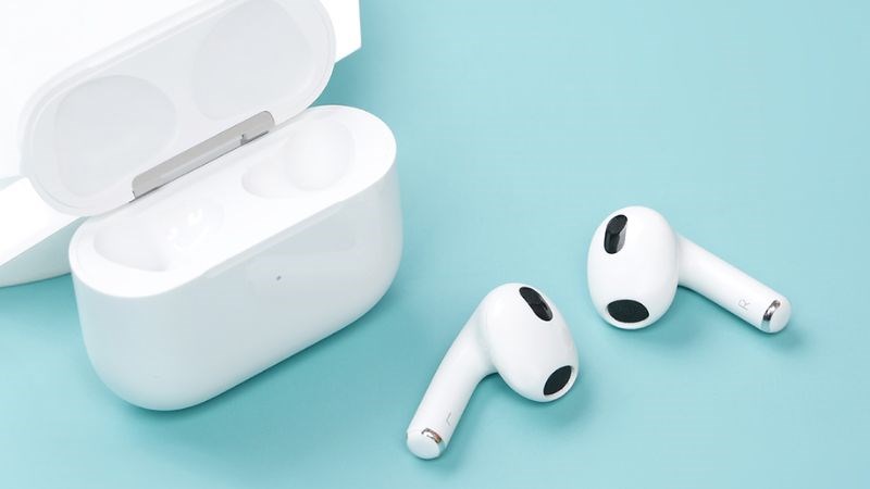 AirPods 4 không có nhiều sự thay đổi về ngoại hình