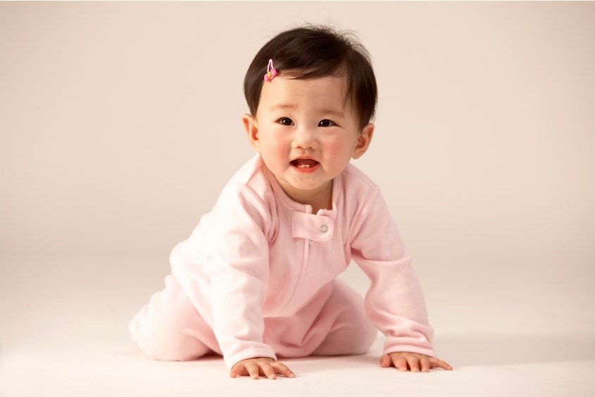 Gợi ý tên hay cho bé gái họ Dương theo bảng chữ cái