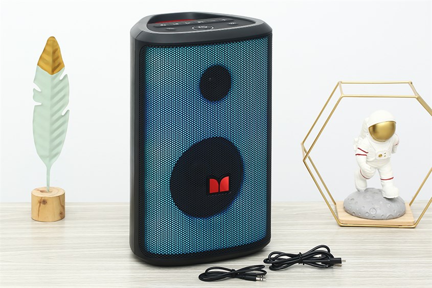 Loa Bluetooth Monster Sparkle sở hữu vẻ ngoài năng động Loa Bluetooth Monster Sparkle sở hữu vẻ ngoài năng động