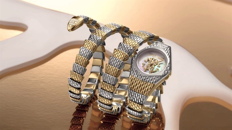 Roberto Cavalli là thương hiệu đồng hồ đẳng cấp đến từ Ý Roberto Cavalli là thương hiệu đồng hồ đẳng cấp đến từ Ý