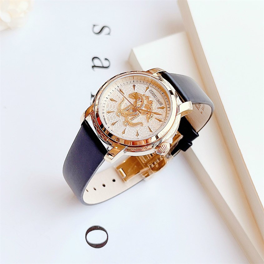 Ưu điểm của đồng hồ Roberto Cavalli là thiết kế sang trọng, tinh tế Ưu điểm của đồng hồ Roberto Cavalli là thiết kế sang trọng, tinh tế