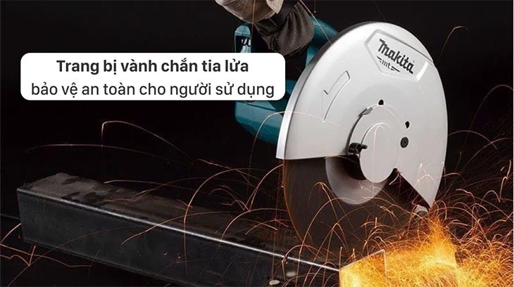 Máy cắt sắt Makita M2401B 2000W trang bị vành chắn tia lửa nhằm che chắn tối ưu bụi, tia lửa bắn ra