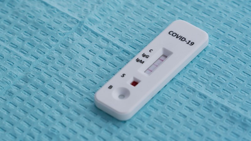 Xét nghiệm kháng thể và xét nghiệm PCR, test nhanh có các mục đích khác nhau