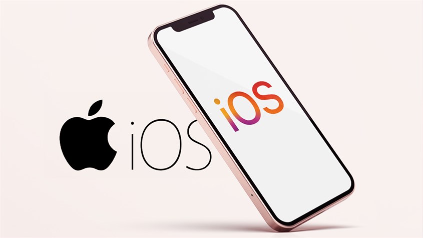 iOS được Apple phát triển độc quyền dành cho các thiết bị di động của hãng