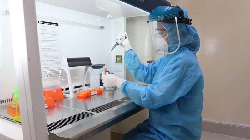 Xét nghiệm PCR cần được thực hiện trong phòng thí nghiệm với các thiết bị chuyên dụng