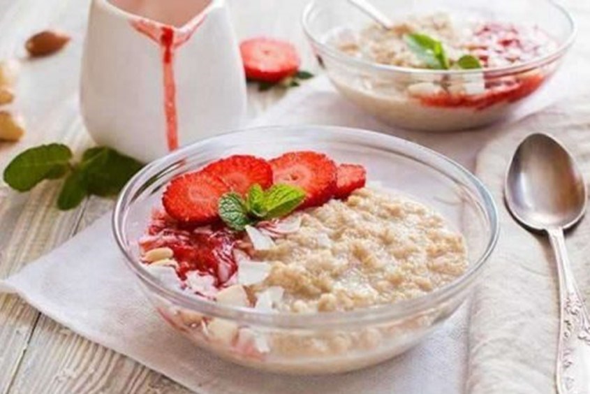 Gợi ý các món ăn dặm từ dâu tây hấp dẫn mà mẹ bỉm nên làm tại nhà cho bé yêu