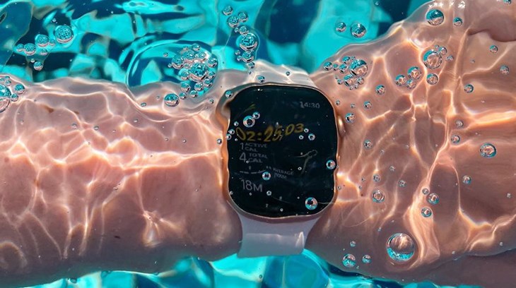 Nếu đồng hồ thông minh của bạn bị dính nước có thể sẽ dẫn đến liệt cảm ứng