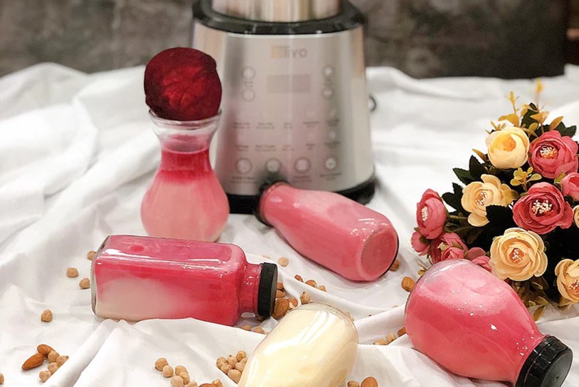 Điểm danh các món ăn dặm từ củ dền khiến bé thích mê