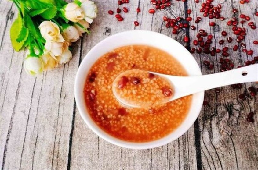 Món ăn dặm cho bé với hạt kê