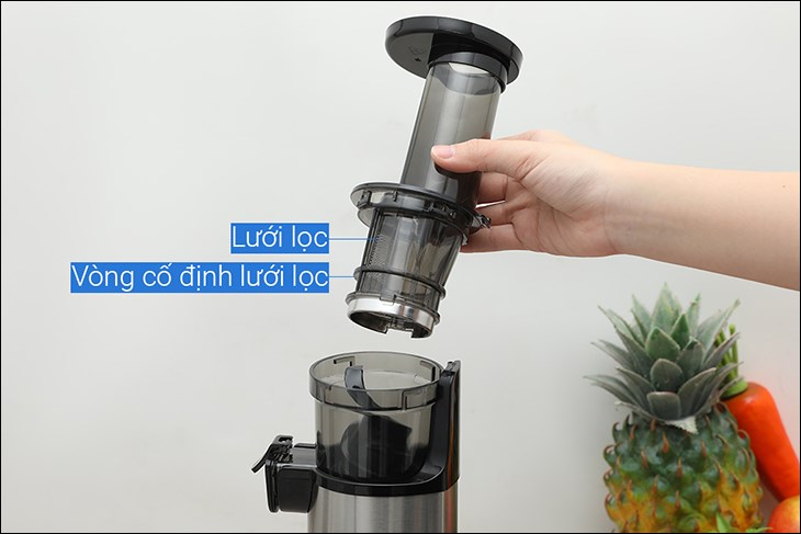 Máy ép chậm mini AVA SJ-008 có khả năng ép mạnh mẽ nhờ công suất lớn