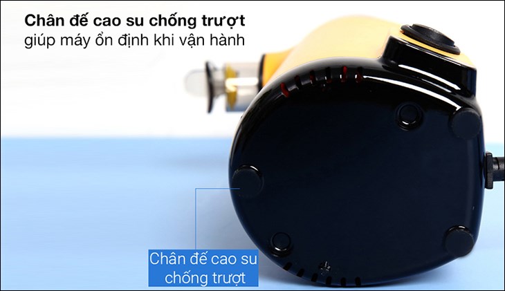 Máy ép chậm AVA JR-319 được tích hợp nhiều tiện ích và tính năng an toàn, giúp nâng cao trải nghiệm của người dùng.
