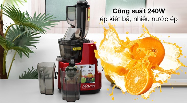 Máy ép chậm Sunhouse Mama SHD5505 có công suất 240W mạnh mẽ, mang đến những ly nước ép thơm ngon tại gia mà không tiêu hao nhiều điện năng