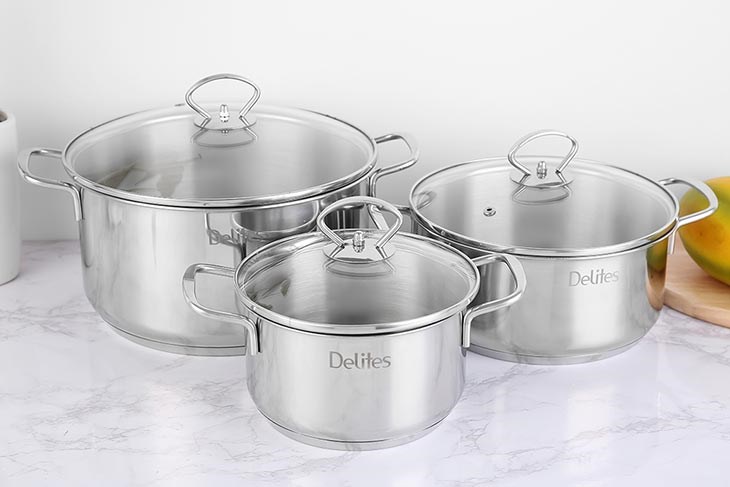 Bộ 3 nồi inox 3 đáy nắp kính Delites NR001-B3 có kích thước 16 - 20 - 24cm, tiện dụng trong gia đình