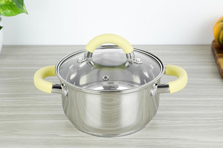 Nồi inox 3 đáy nắp kính 16 cm Delites CW-S042-16 thuộc thương hiệu Việt Nam, sản xuất tại Trung Quốc