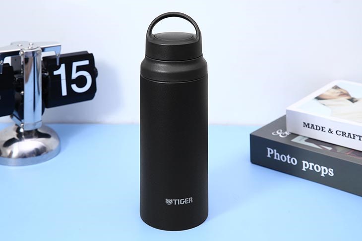 Bình giữ nhiệt inox 600 ml Tiger MCZ-S060KCV phù hợp cho người đi học, đi làm hay luyện tập thể thao