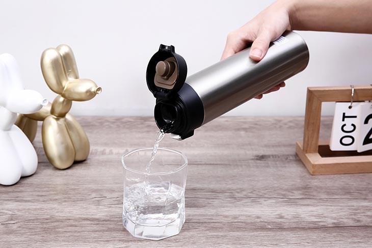 Bình giữ nhiệt inox 600 ml Tiger MMJ-A601XCV có dung tích 600 ml nhỏ gọn, dễ dàng mang theo, phù hợp nhu cầu sử dụng cá nhân