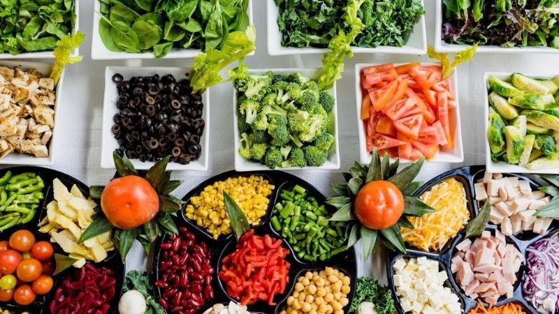 Lựa chọn sử dụng các thực phẩm tươi sống, không chứa chất bảo quản