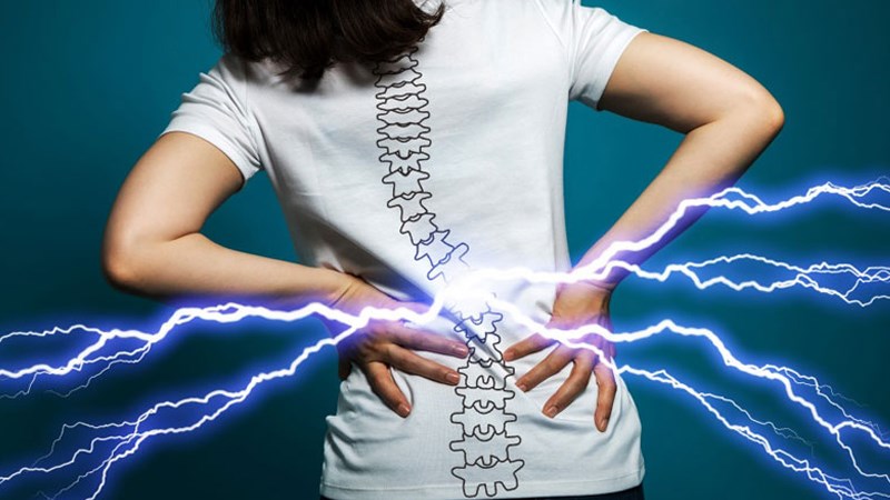 Đau lưng cấp tính xảy ra đột ngột kèm đau dữ dội