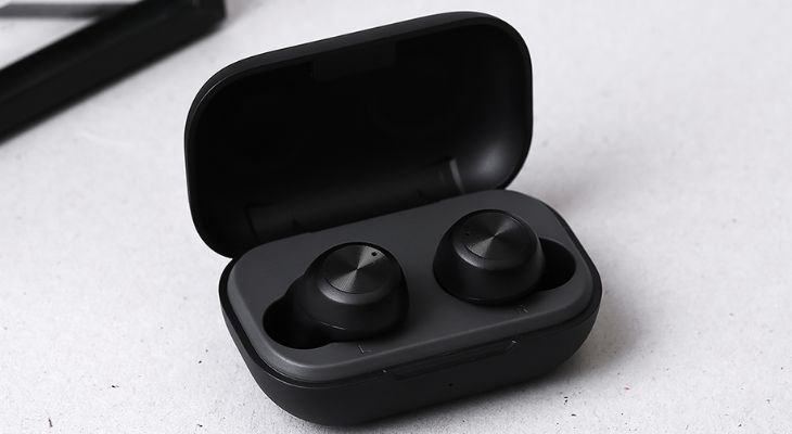 Tai nghe AVA+ có thể kết nối với đa dạng hệ điều hành