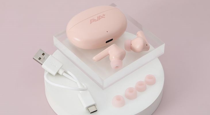 Tai nghe AVA+ có thiết kế trẻ trung, với chất âm sống động và giá thành rẻ