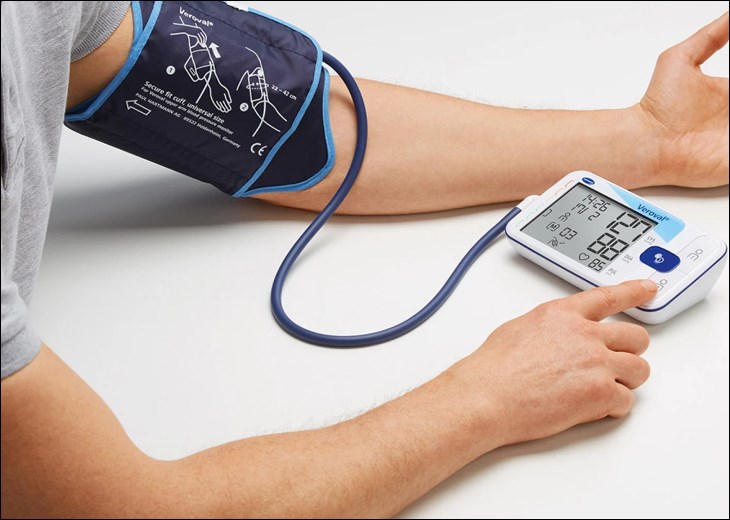 Bạn nên kiểm tra chỉ số DIA thường xuyên để hạn chế tình trạng huyết áp tăng cao