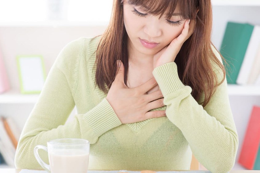 Mẹ vẫn cảm thấy buồn nôn khi thai nhi 10 tuần tuổi