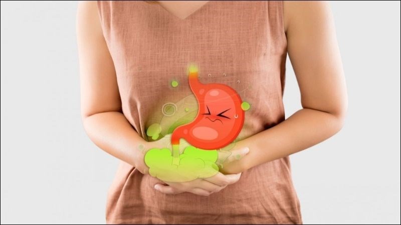 Thức ăn ứ đọng trong ống tiêu hóa khiến người bệnh cảm thấy đầy hơi, chướng bụng