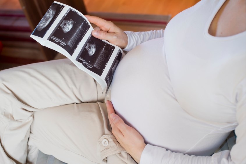 Mẹ bầu mang thai 32 tuần cần suy nghĩ tích cực và lạc quan Mẹ bầu mang thai 32 tuần cần suy nghĩ tích cực và lạc quan