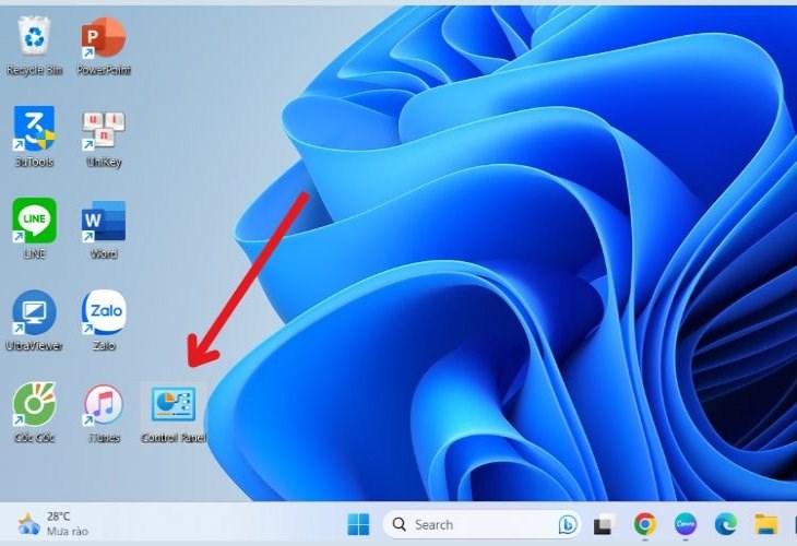 Chọn và mở Control Panel lên