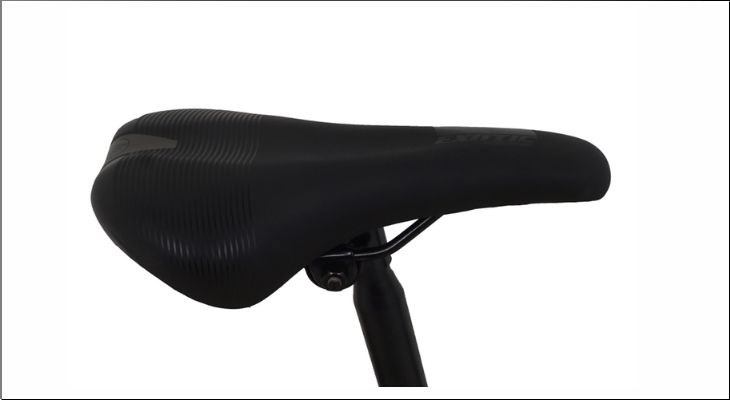 Yên xe đạp địa hình MTB Exotic 2618 ARHD 27.5 inch được bọc da PU dày dặn, mang lại cảm giác thoải mái khi ngồi