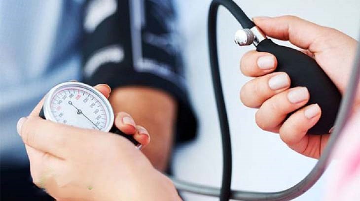 Để sử dụng được máy đo huyết áp cơ bạn cần có hiểu biết về cách sử dụng máy đo