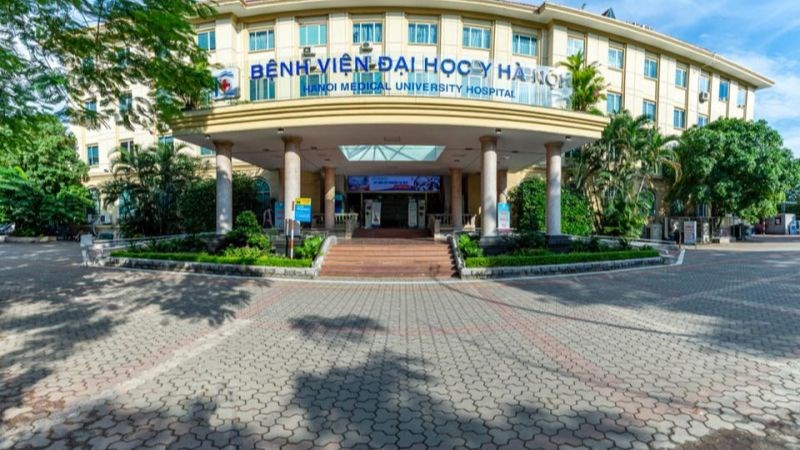 Đến các cơ sở chuyên khoa uy tín để được thăm khám và điều trị