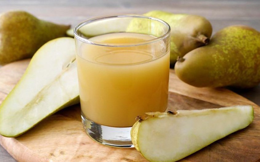 Nước ép lê có thể giúp làm dịu cổ họng cho bé Nước ép lê có thể giúp làm dịu cổ họng cho bé