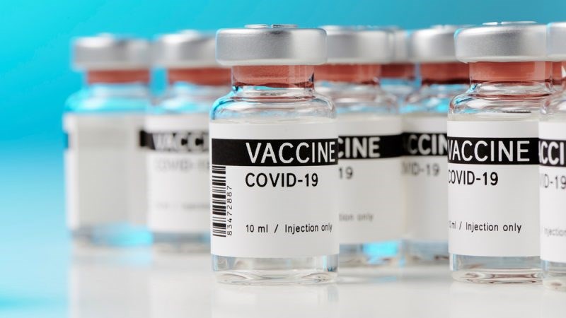 Tiêm phòng vaccine giúp ngăn ngừa bệnh chuyển biến nặng và tử vong do Covid-19