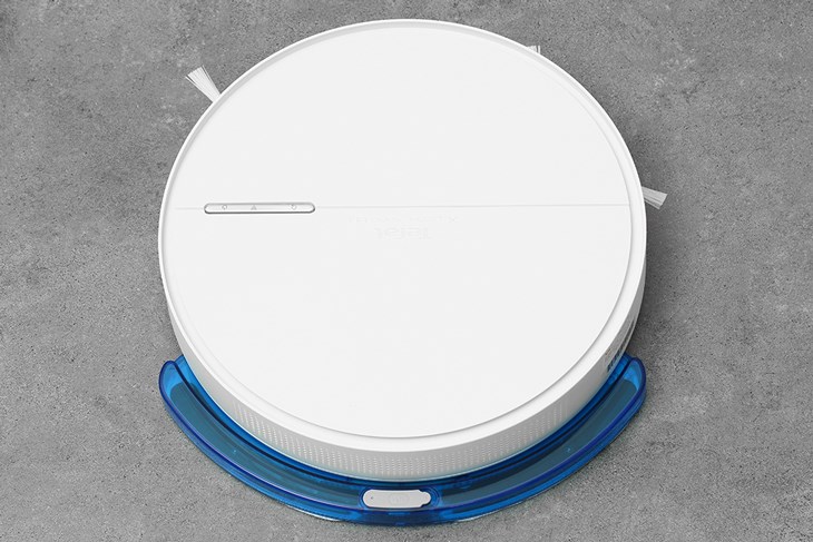 Robot hút bụi lau nhà Tefal RG7447WH sở hữu kiểu dáng hiện đại với gam màu trắng tinh tế