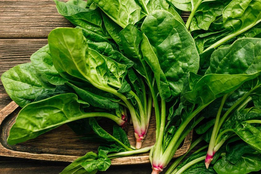 Rau bina là thực phẩm giàu magie cho bà bầu