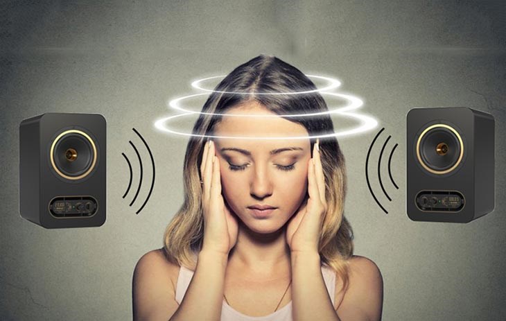 Âm thanh loa xuất ra bên ngoài bị rè