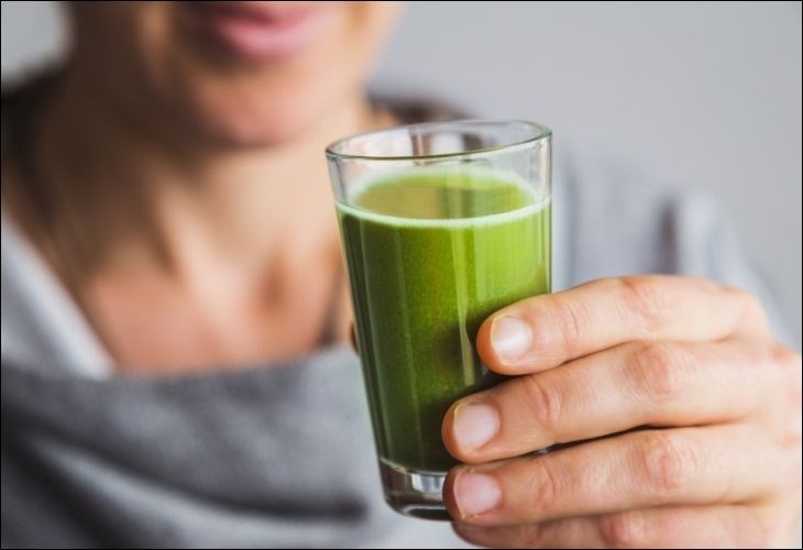 Nếu bạn thích thưởng thức nước ép trái cây tươi ngon mỗi ngày, máy ép trái cây Hawonkoo có thể là một lựa chọn tốt