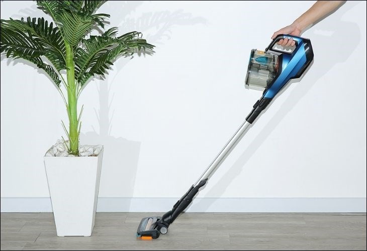 Máy hút bụi Philips FC6728 có giá  6.890.000 VNĐ (cập nhật 05/2023, giá có thể thay đổi theo thời gian), phù hợp với nhiều phân khúc người dùng