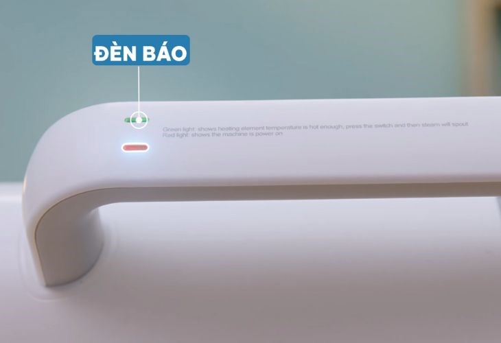 Khi đèn báo hiện màu xanh là lúc máy đã tạo thành công hơi nước