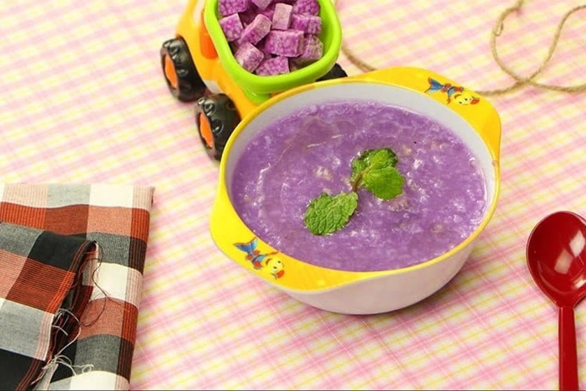 Hướng dẫn mẹ bỉm cách nấu cháo thịt bằm để bổ sung vào thực đơn ăn dặm của con