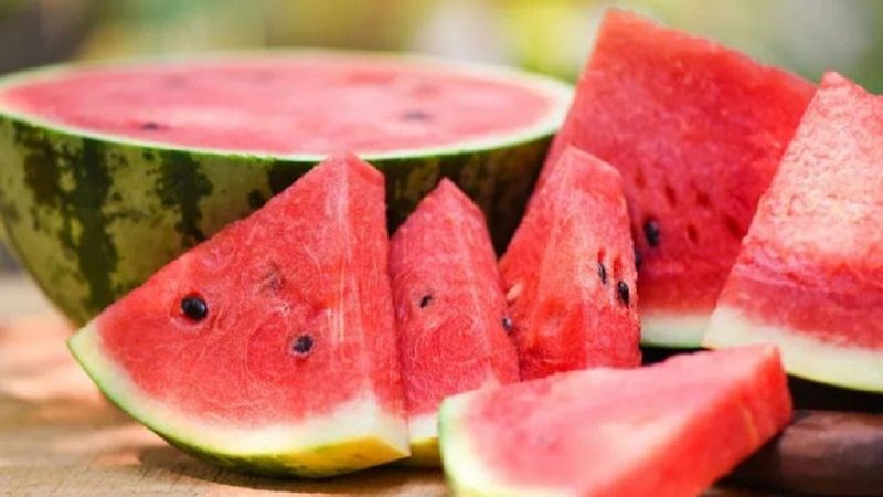 Dưa hấu chứa nhiều khoáng chất làm giảm nguy cơ chuột rút