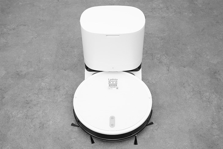 Robot có công suất hoạt động 50W giúp hút sạch bụi bẩn nhanh chóng