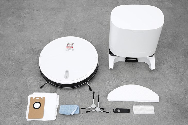 Robot được thiết kế 2 trong 1 vừa hút bụi, vừa lau sàn làm sạch các vết bẩn cứng đầu bám trên sàn nhà