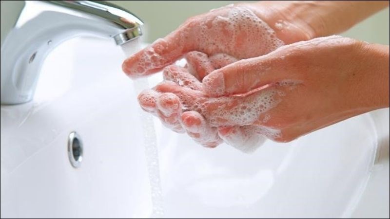 Vệ sinh tay sạch sẽ để ngừa vi khuẩn Clostridium Vệ sinh tay sạch sẽ để ngừa vi khuẩn Clostridium